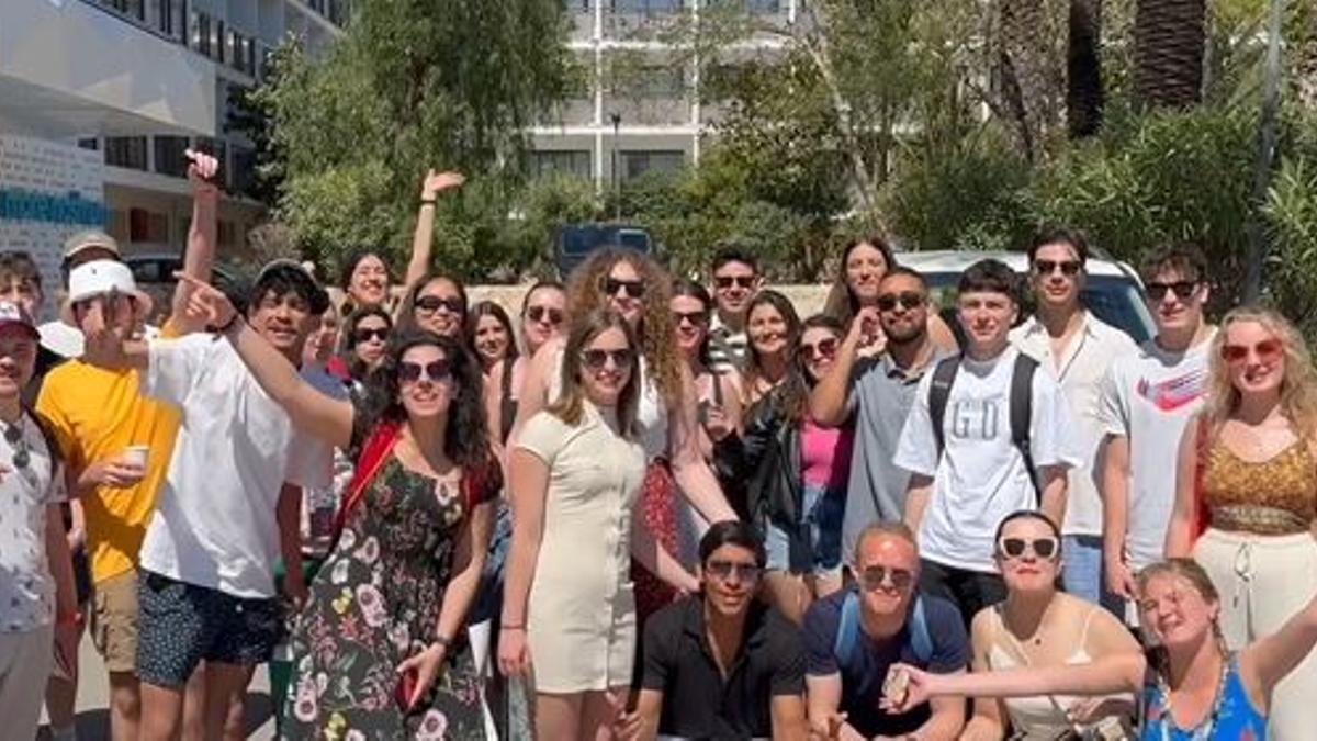 Estudiantes de Erasmus Student Network (ESN) en Ibiza el año pasado.