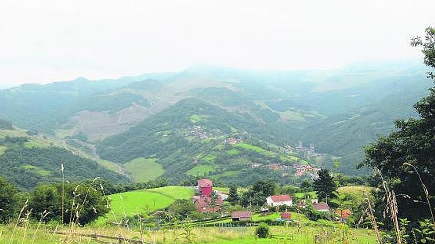 La zona alta del valle de San Juan, con el pozo Polio a la derecha.