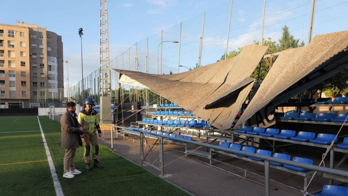 Viento Murcia | El fuerte viento provoca decenas de incidencias en la costa de la Región de Murcia