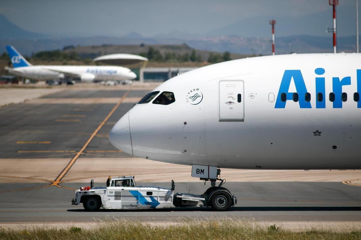 Iberia i el Govern central flexibilitzen els terminis per arribar a un acord sobre Air Europa Iberia i el Govern central flexibilitzen els terminis per arribar a un acord sobre Air Europa