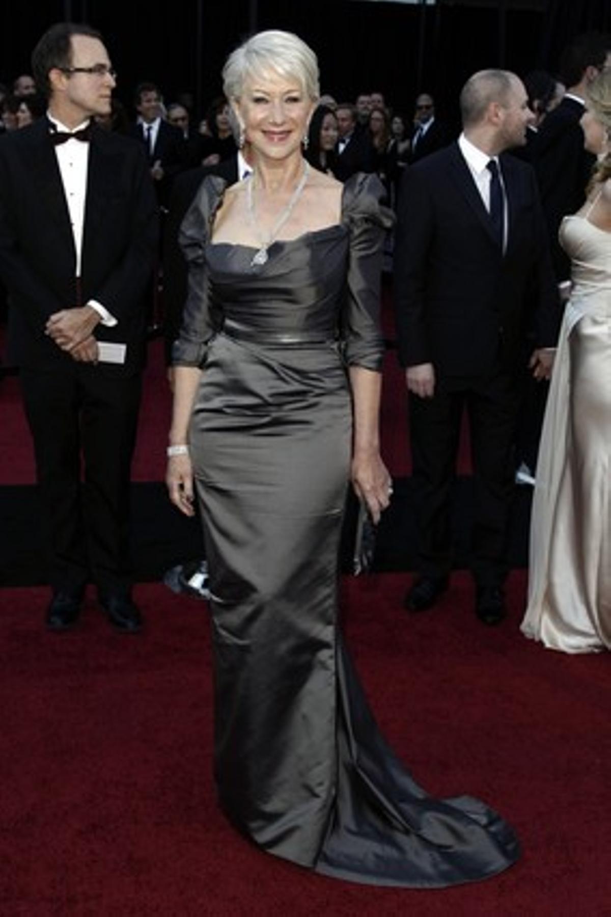 La actriz Helen Mirren, mejor cuerpo del año, según una encuesta popular -  El Periódico