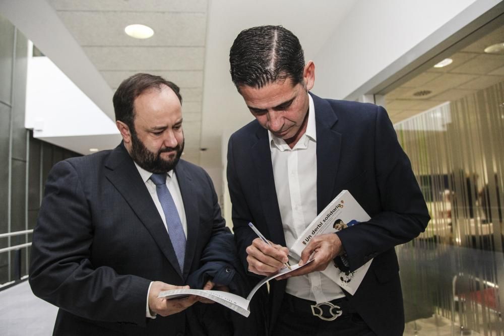 Presentación del libro "Un derbi solidario"