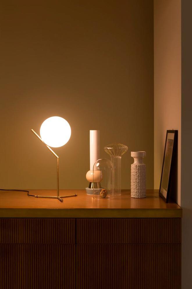 Lámpara de mesa de Michael Anastassiades