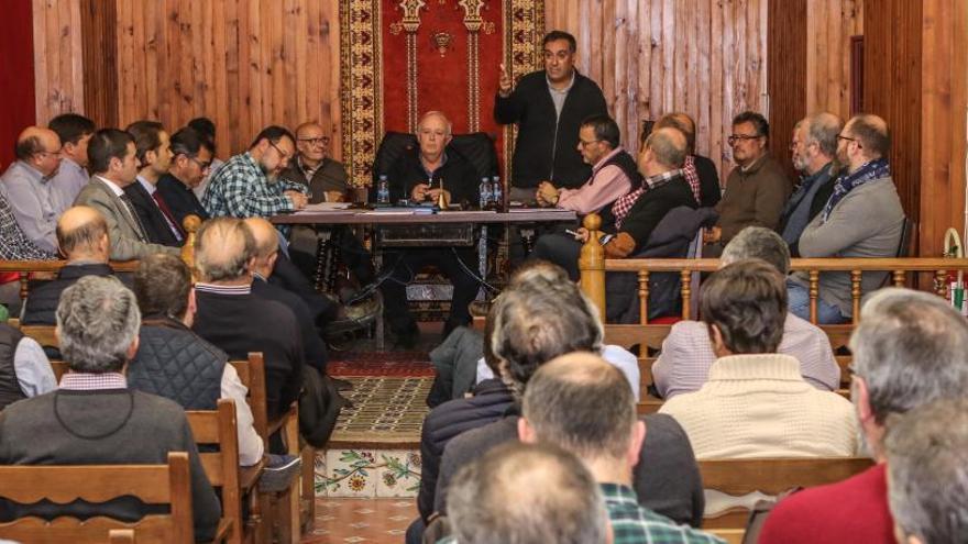 Imagen de una asamblea reciente celebrada por la Asociación de San Jorge