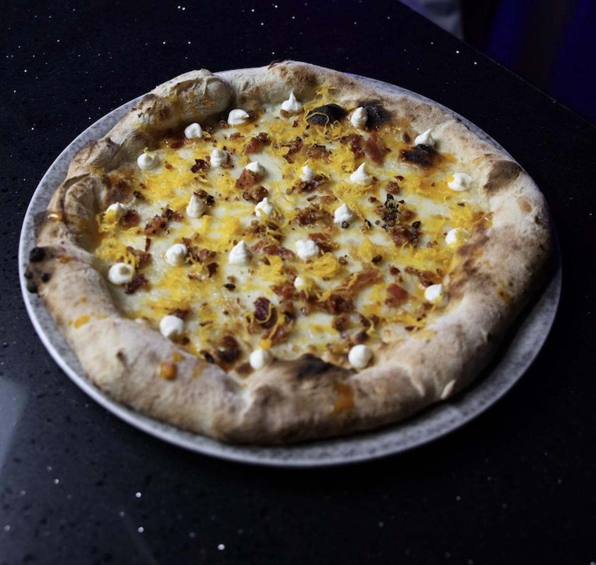 Pizza Mamma Carbonara