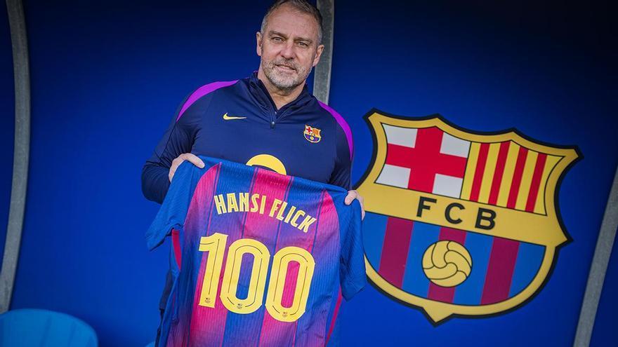 Hansi Flick cumplirá su partido número 100 en el banquillo del FC Barcelona ante el Villarreal
