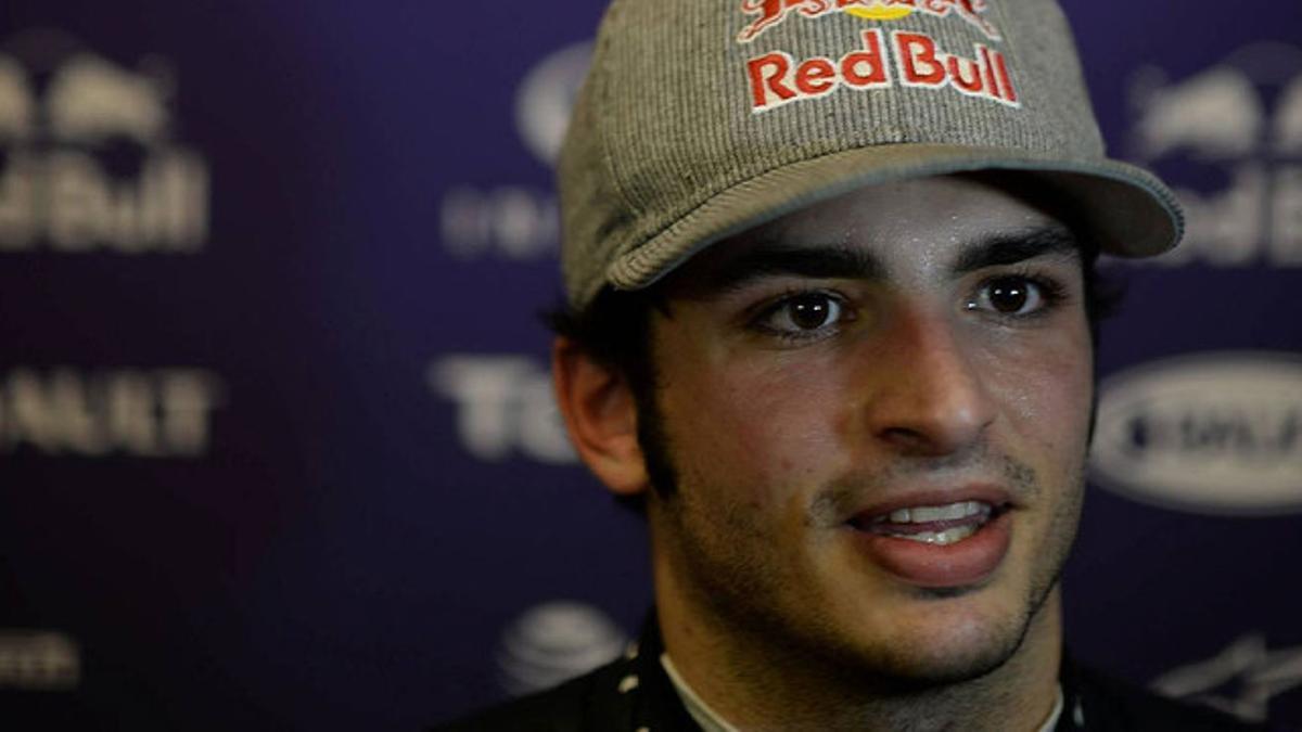 Carletes, el hijo de Carlos Sainz, tras probar el Red Bull