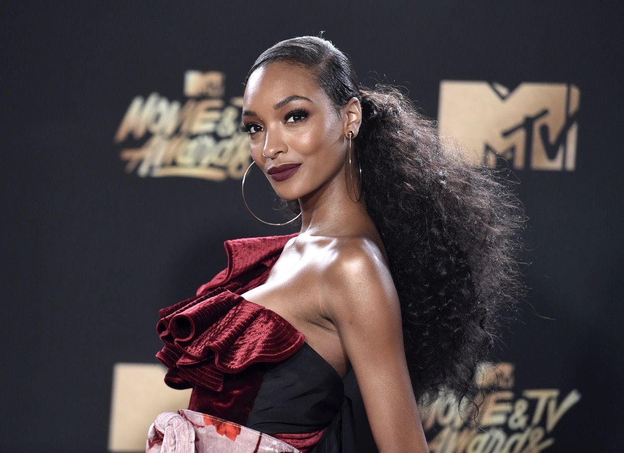 Los mejores looks de los 'MTV Movie Awards', la belleza de Jourdan Dunn