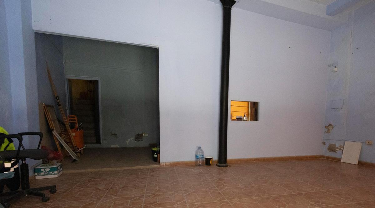Interior de la vivienda en la que se frenó una ocupación en el casco antiguo de Xàtiva.