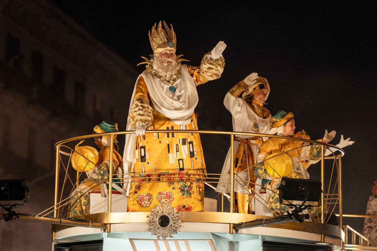 La cabalgata de reyes magos en Barcelona