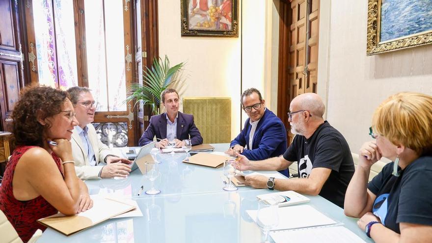 GOB y Terraferida, tras su reunión con Galmés: "Compartimos el diagnóstico, pero no las políticas de contención"