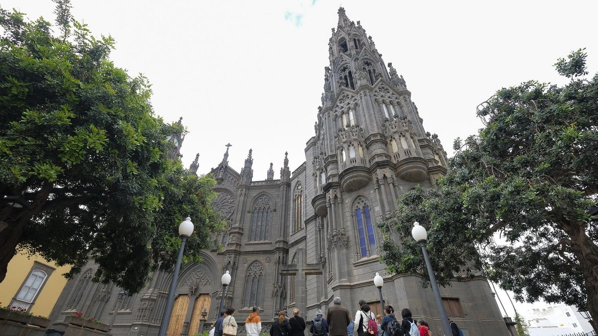 Visita a la azotea de la iglesia de Arucas, dentro de las jornadas Arucas Piedra y Flor
