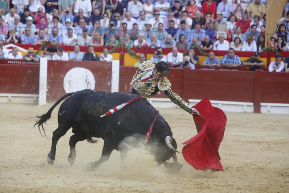 José Tomás y Manzanares salen por la puerta grande