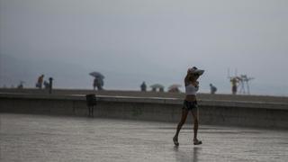 La ola de calor da paso a intensas lluvias en Catalunya