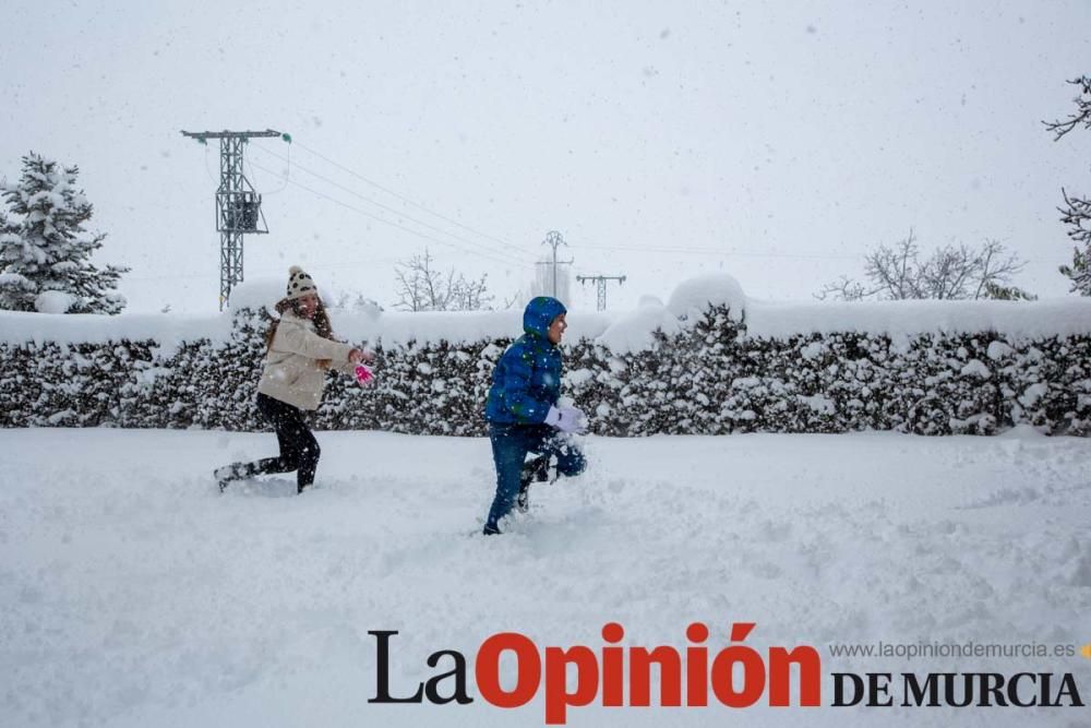 La nieve cubre de blanco el Campo de San Juan