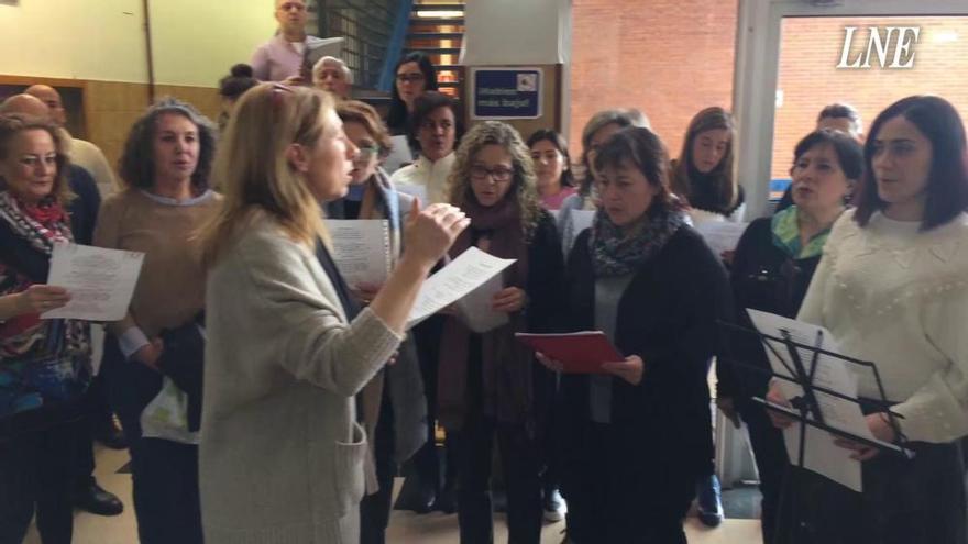 Flashmob en la Escuela de Idiomas de Gijón