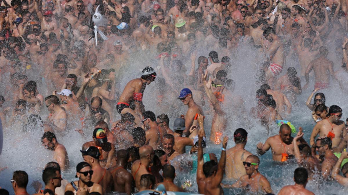 Illa Fantasia: una festa aquàtica i musical