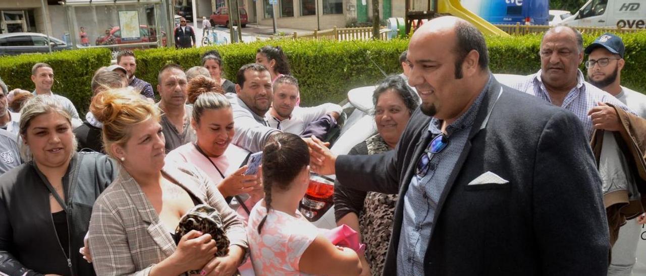 Sinaí Giméz, antes del juicio de la reyerta del mercadillo de Cangas, en los juzgados de Pontevedra.   | // R.V