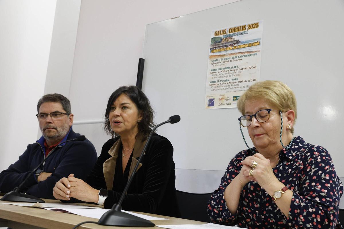 Por la izquierda, José Antonio Migoya, Montserrat López Moro y Carmen Antuña.