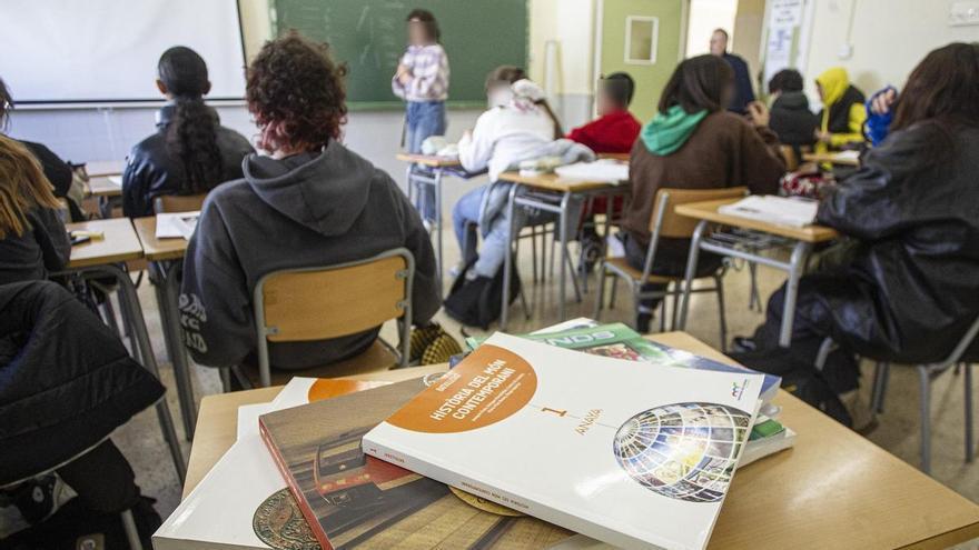 Una clase de Bachillerato, en imagen de archivo / Alex Domínguez