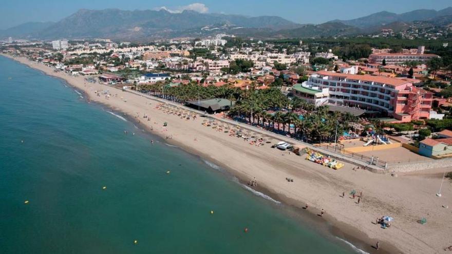 IU en Marbella pide limitar la edificación de los establecimientos de playa