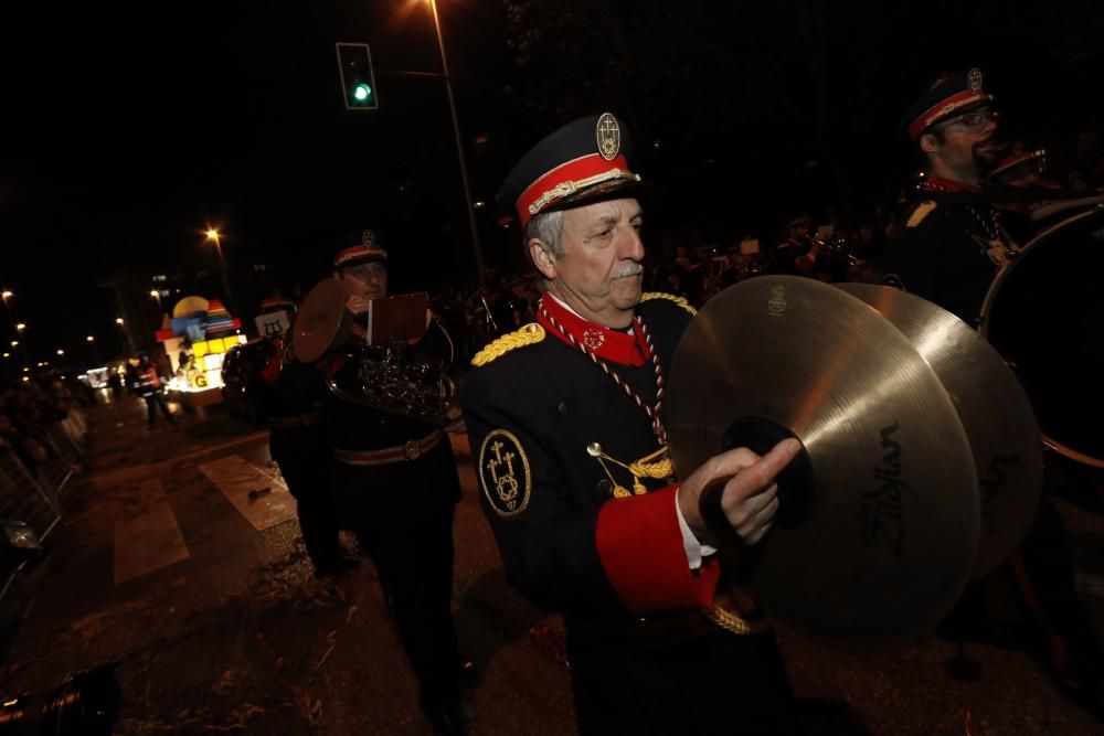 Cabalgata de Reyes 2019 en Gijón