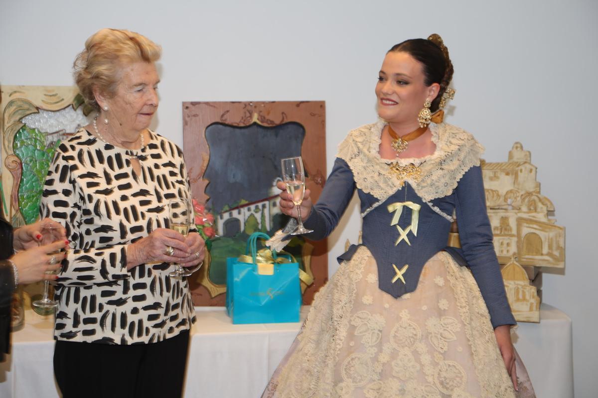 Galería: Las reinas de las fiestas de Castellón se reúnen en su tradicional merienda