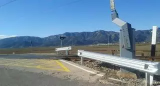 Solución provisional para el peligroso paso a nivel de Cullera