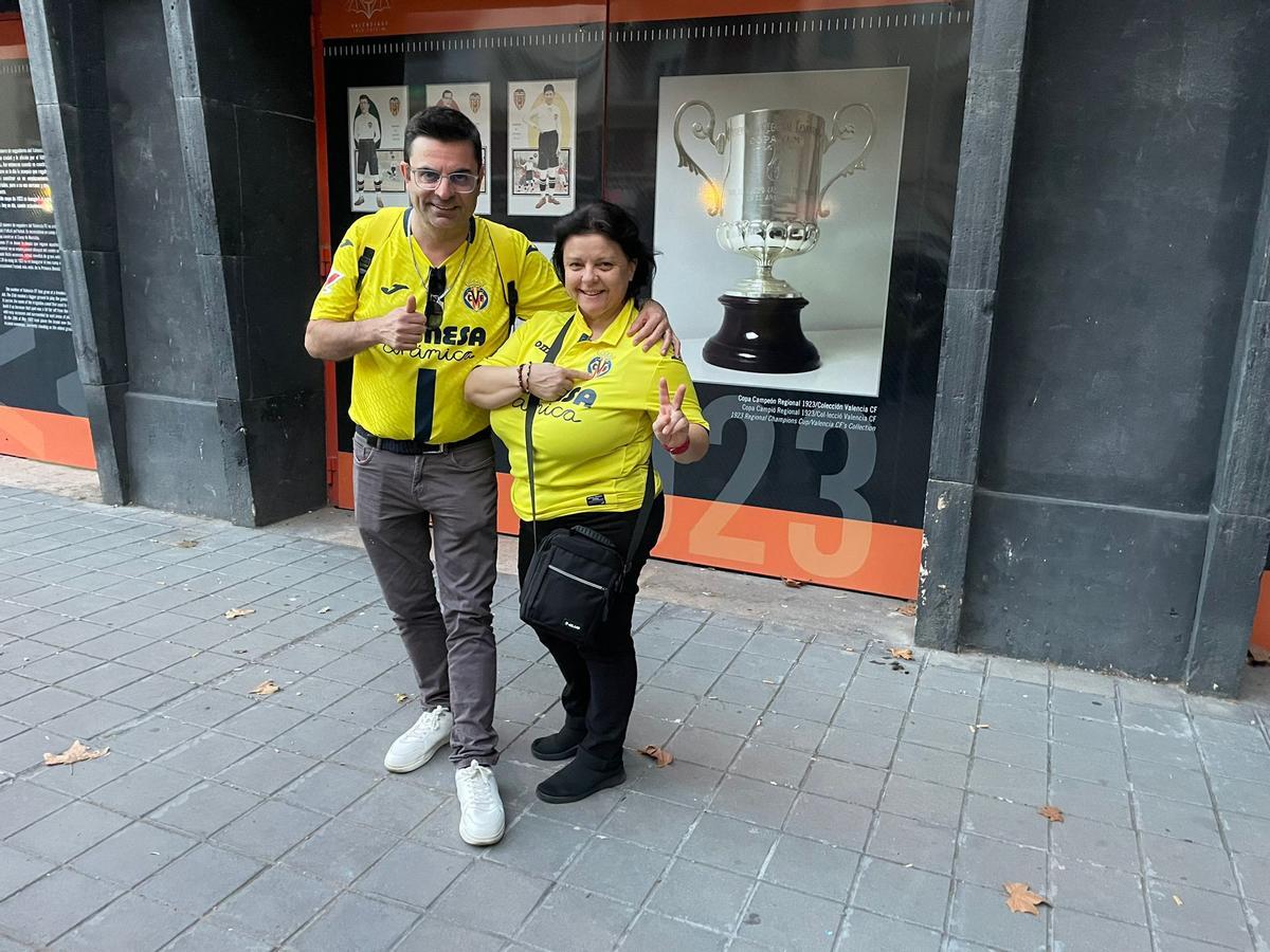 Familias de 'groguets' que se desplazaron hacia Mestalla