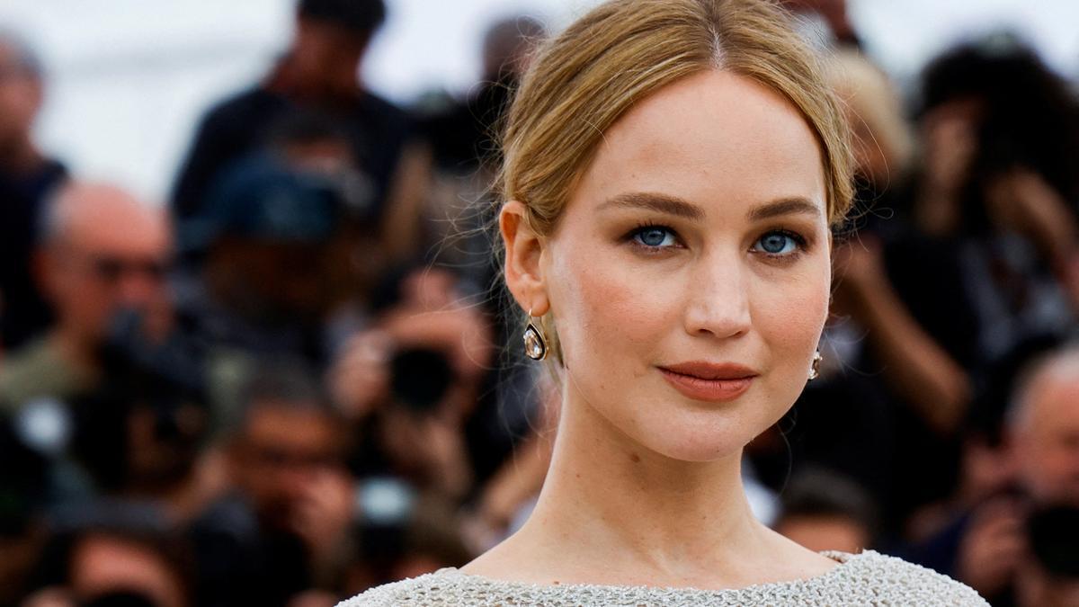 Jennifer Lawrence vuelve a los cines con 'Sin malos rollos'.