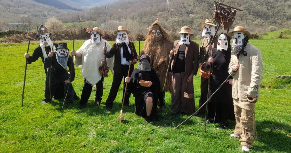 Os Currumiños de Mos en la ViboMask de Viana do Bolo. | D.P.