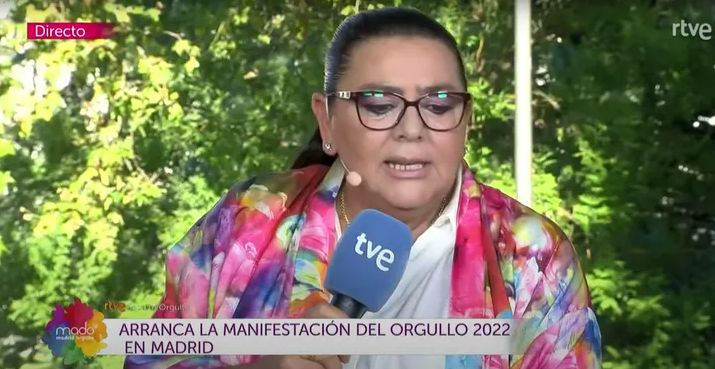 María del Monte en la retransmisión del Orgullo RTVE