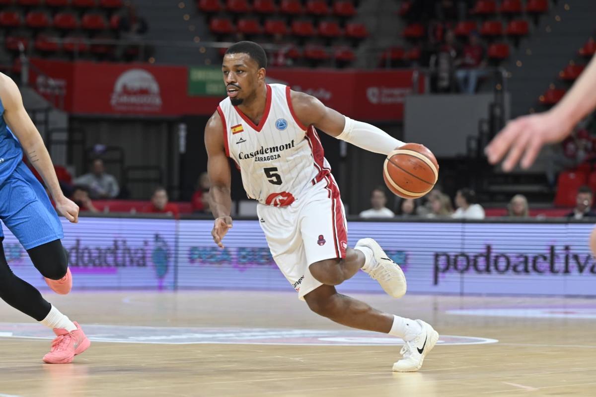 Washington, en una acción durante su debut en el Príncipe Felipe