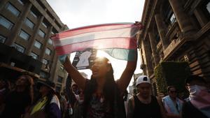 Colectivos LGBTI celebran y exigen derechos en el Día de la Visibilidad Trans en México