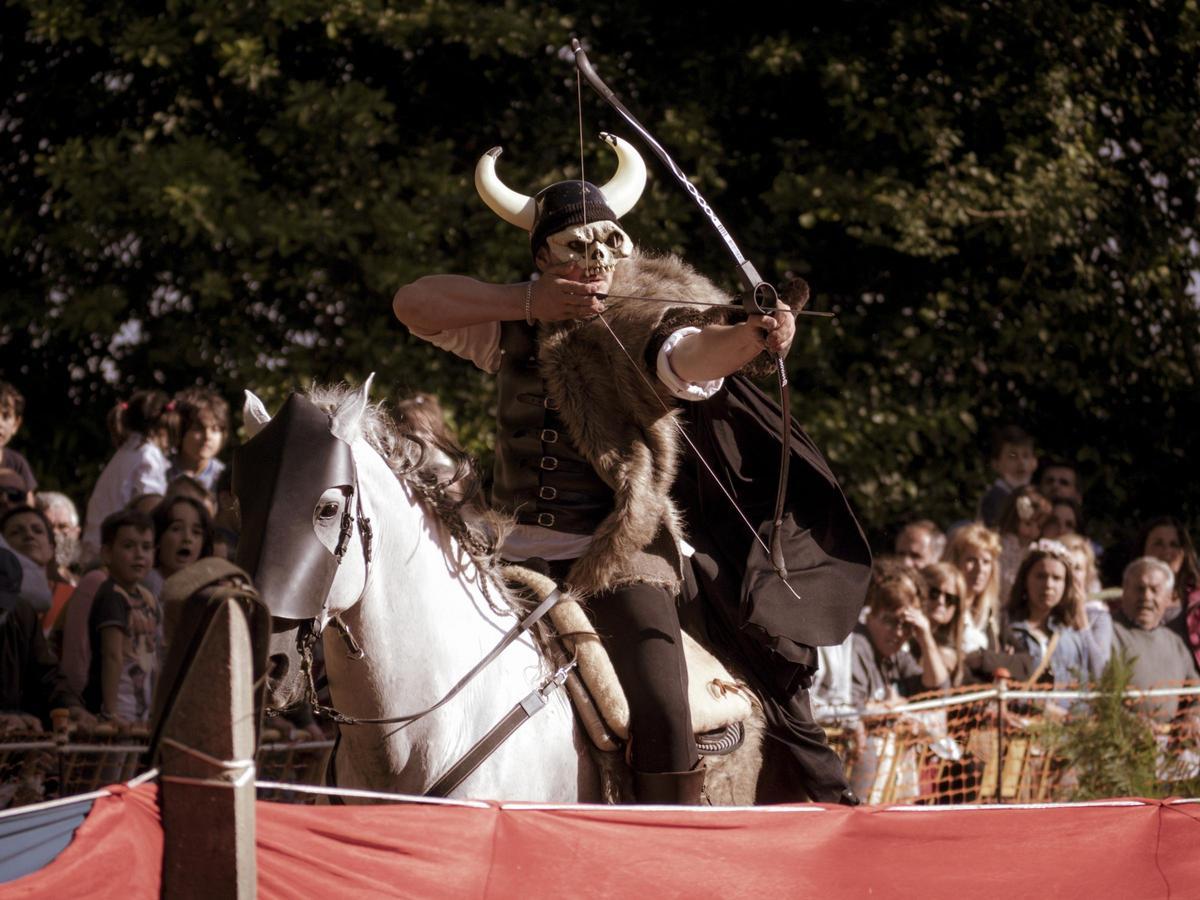 As xustas a cabalo, unha das actividades xenlleiras de Moaña Antiqua