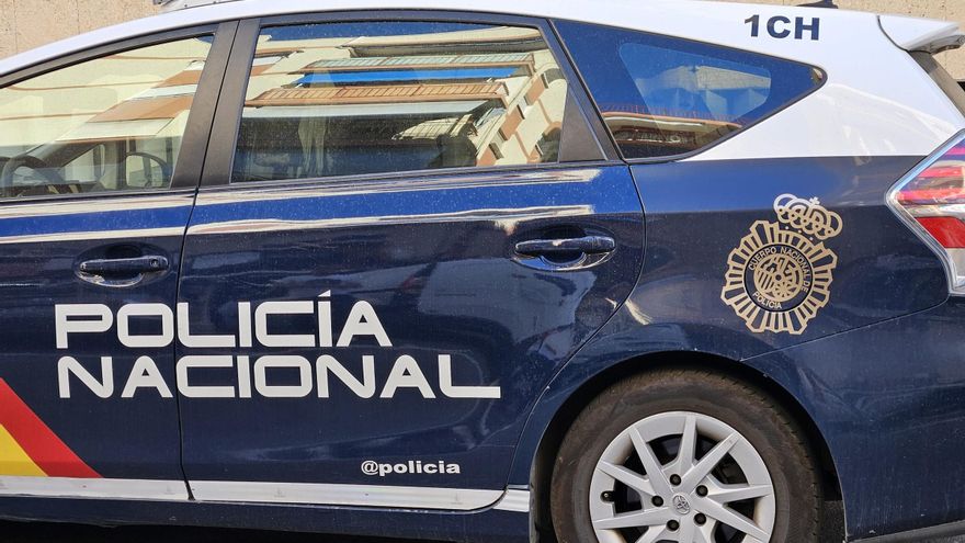 Cinco arrestados en Benidorm por robar tres vehículos y maquinaria agrícola en una finca