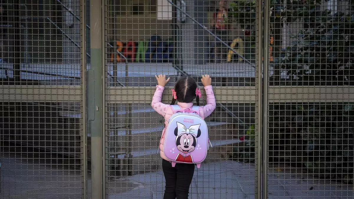 Un informe de Esade cuestiona la eficacia de reducir ratios: tiene efecto "pequeño o nulo" en el aprendizaje