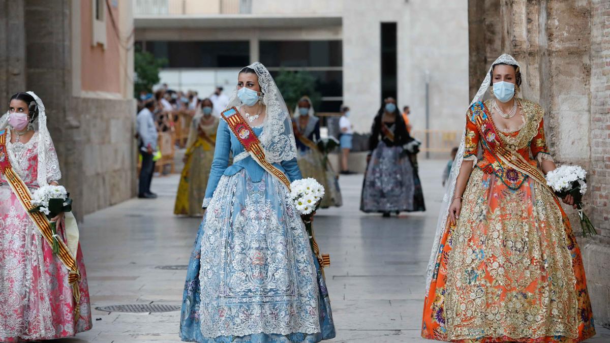 Búscate en el primer día de Ofrenda por las calles del Mar y Avellanas entre las 20:00 y 21:00 horas