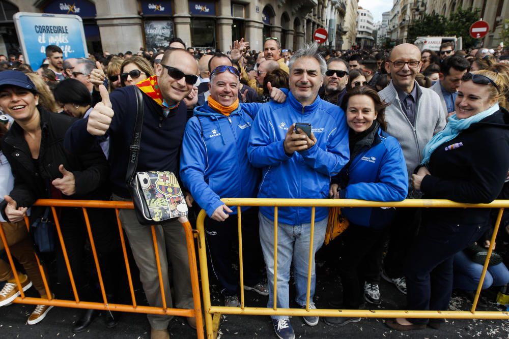 Búscate en la mascletà del 6 de marzo