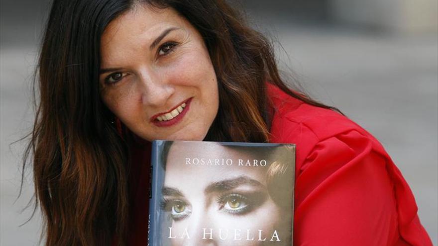 La escritora Rosario Raro.