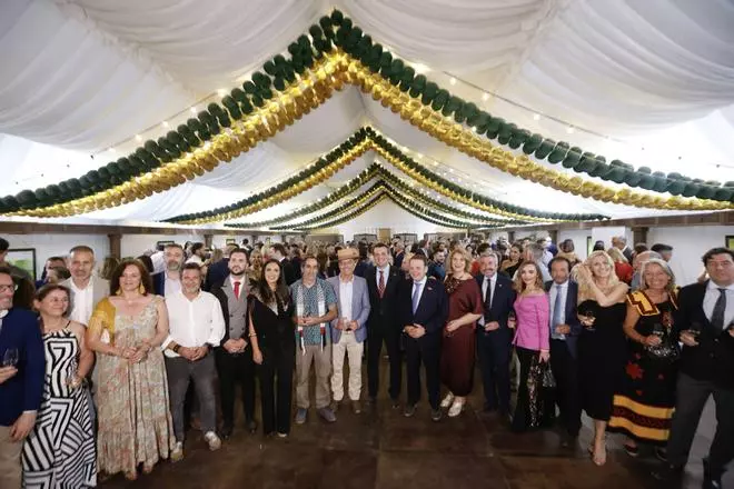 La recepción oficial del Ayuntamiento de Córdoba inaugura la Feria 2026