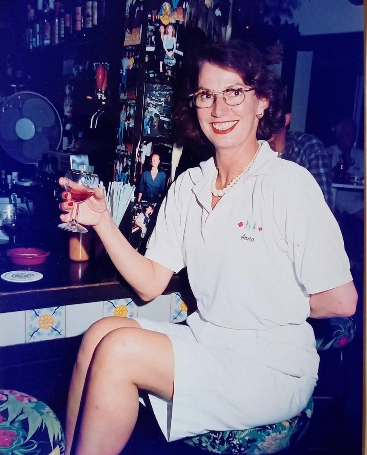 Anna Dross malt nicht nur leidenschaftlich gerne, sondern hat auch bereits zwei Bücher veröffentlicht.  | FOTO: NELE BENDGENS