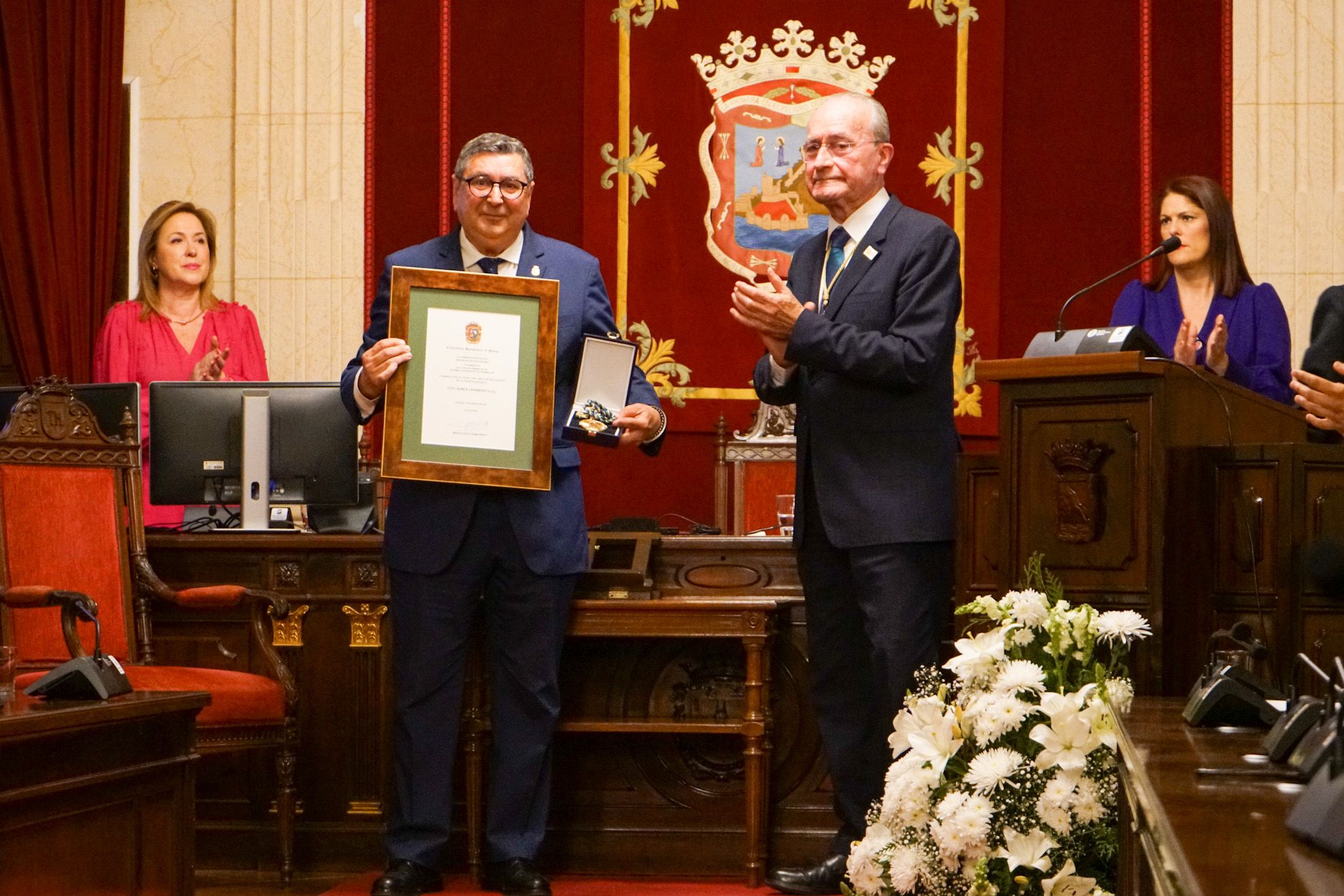 Acto de entrega de la medalla de la ciudad y del título de Hija Adoptiva de Málaga a título póstumo a María Zambrano