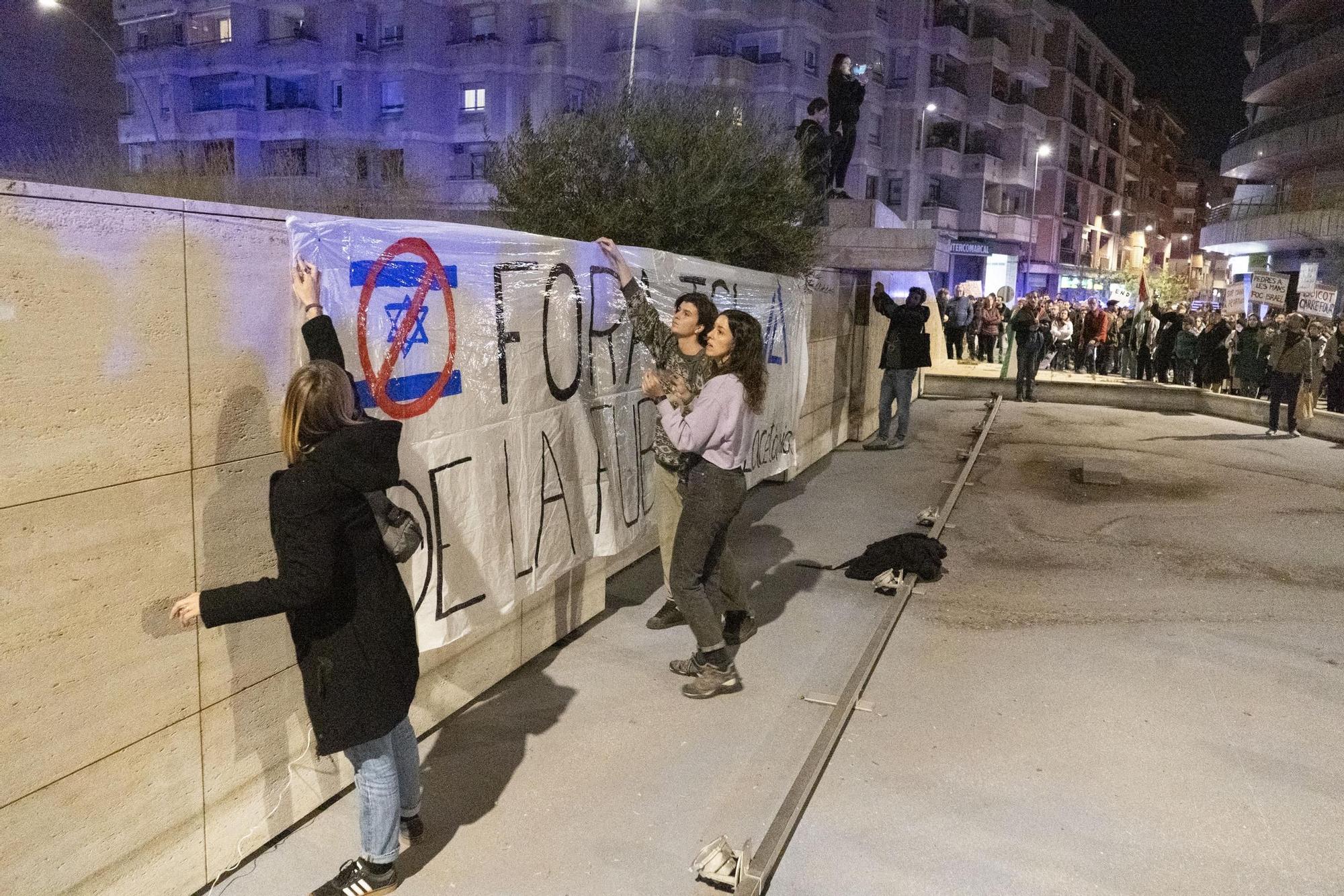 Les imatges de la manifestació a favor de Palestina a Manresa