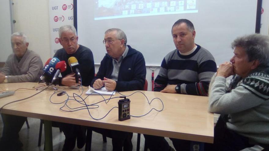 Desde la izquierda: Artemio Pérez, Jerónimo Cantuche, Carlos Pedrero, Pedro Monteso y Prudencia Garrote