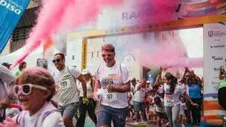 Una carrera solidaria llenará de color Playa del Inglés