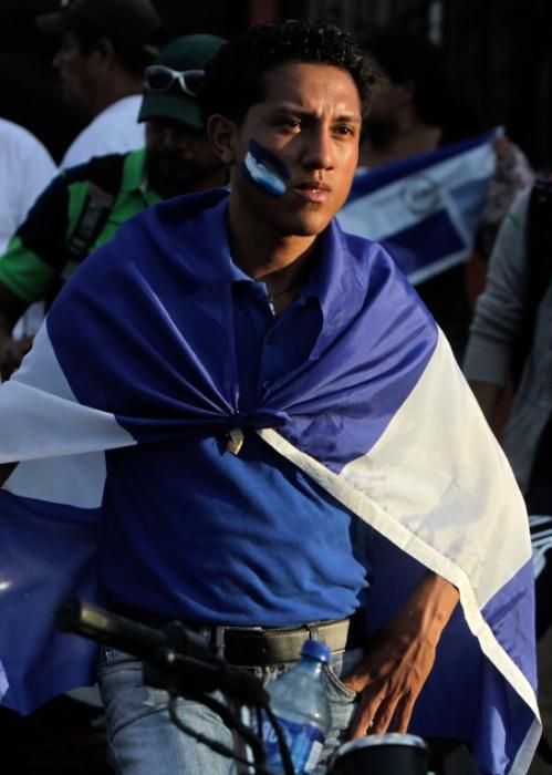 Multitudinaria marcha en Nicaragua