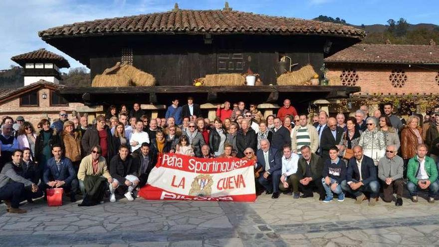 La cueva premia a carmona.