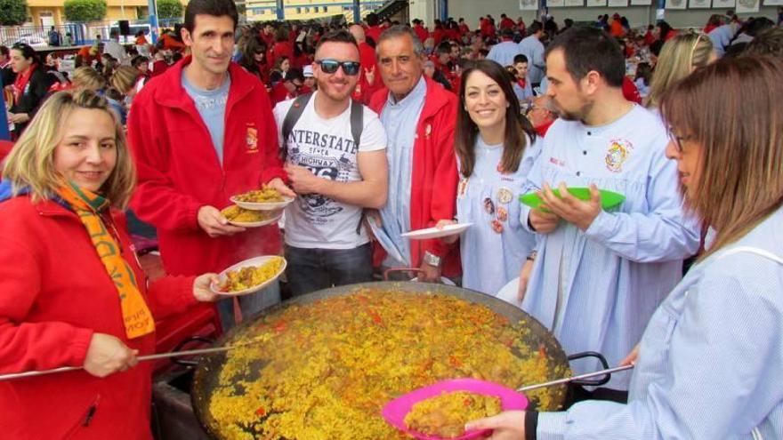 Paellas &#039;falleras&#039; en Benicarló