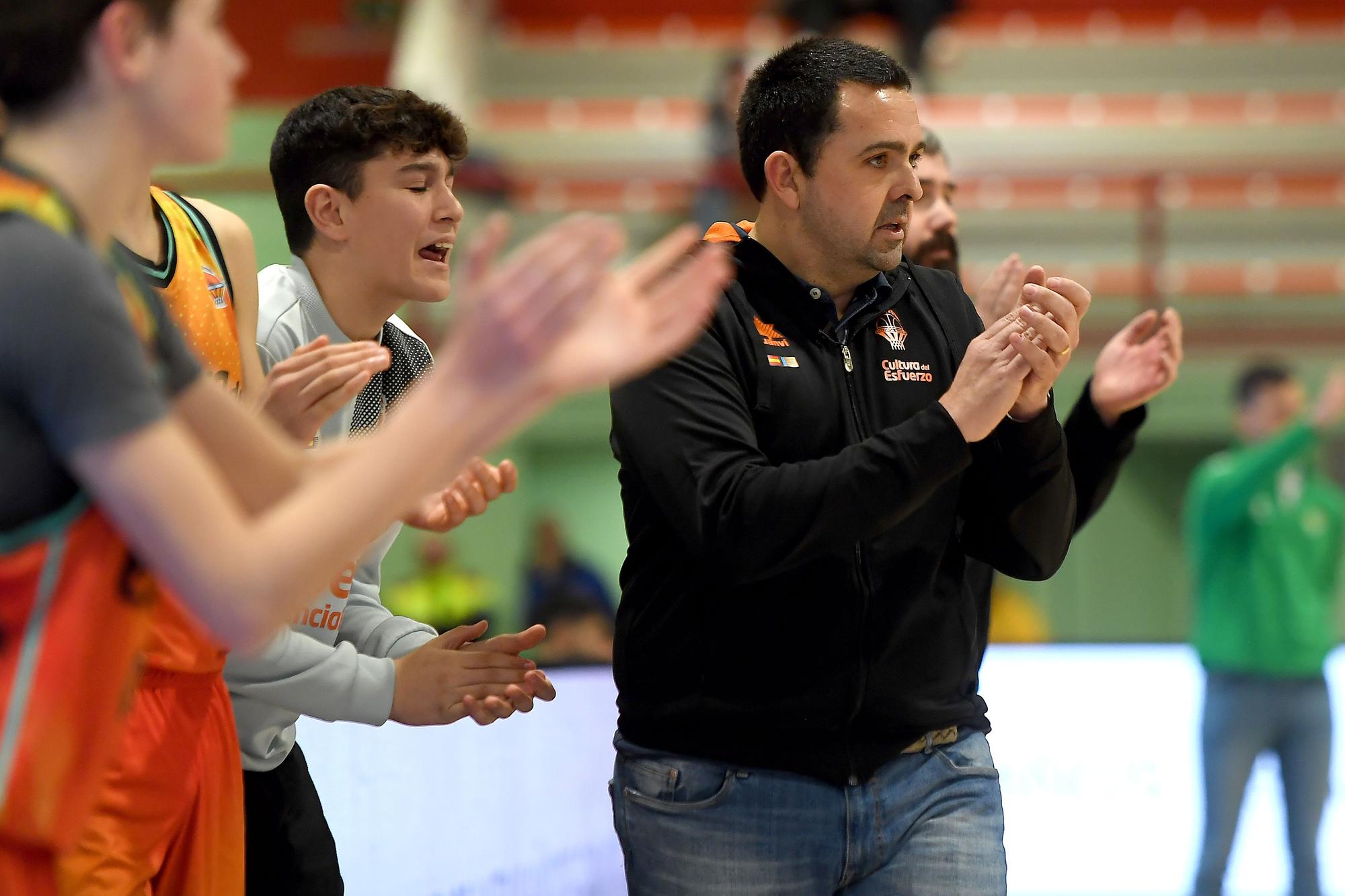 Victoria emocionante del infantil A masculino de Valencia Basket  en el arranque de la Minicopa Endesa